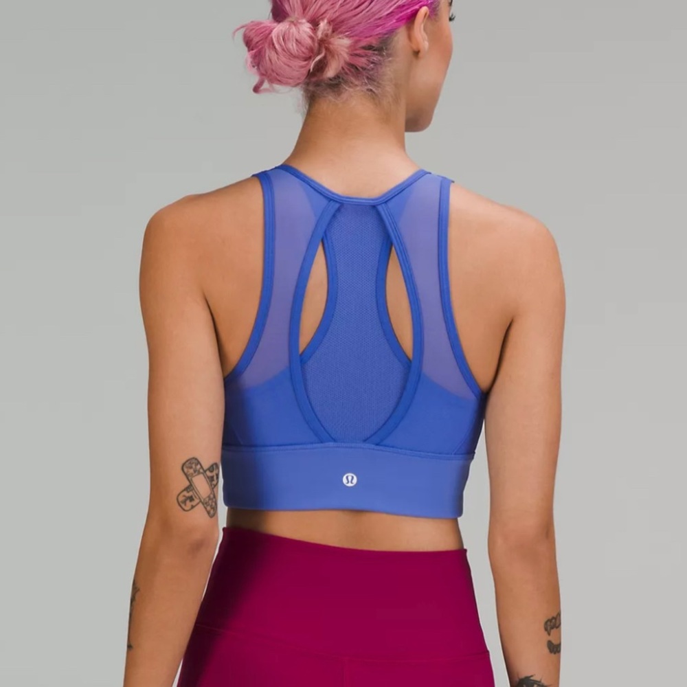 Lululemon Everlux High-Neck Train Bra Medium Support, C/D Cup **LIKE NEW**